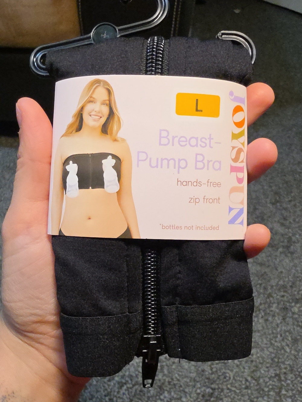 Joyspun Breast-Pump Bra - Hands-Free Zip Front large